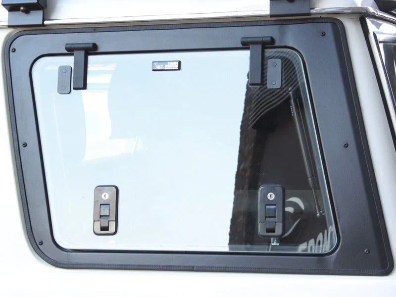 Toyota Land Cruiser 76 Gullwing Window / Left Hand Side Glass - Image 3